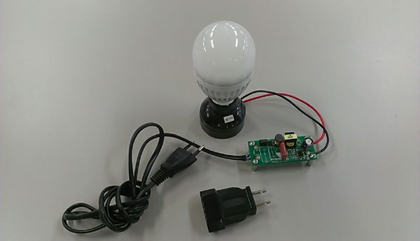 AC/DC LED-driver IC for lighting