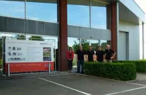 Essemtec Benelux building from outside together with team