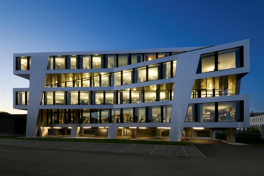 Image: One of four company buildings at the company headquarters in Jena