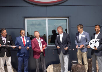 Digi-Key Celebrates Ribbon Cutting of Product Distribution Center Expansion