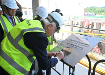 German President Steinmeier visits Infineon site in Kulim, Malaysia; New exhaust air purification system will significantly improve Infineon’s positive climate footprint