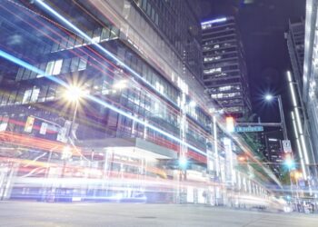 New source measurement unit and 5 reasons to fall in love with the growing interface