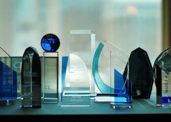 DigiKey Receives Top Recognitions from Suppliers at 2023 EDS Leadership Summit