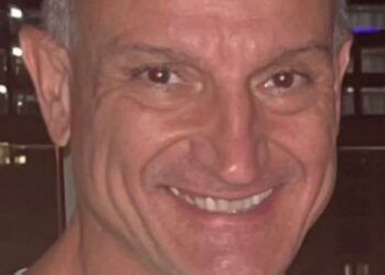 TI debuted a highly integrated, functional safety-compliant, isolated gate driver that enables engineers to design more efficient traction inverters and maximize electric vehicle (EV) driving range