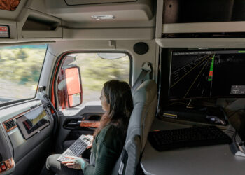 Kodiak pioneers autonomous technology for long-haul truck deliveries using Vicor power modules