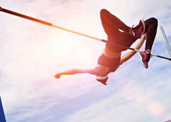 Page EEPROM in hearing aid or why smart medical devices need new memory architectures