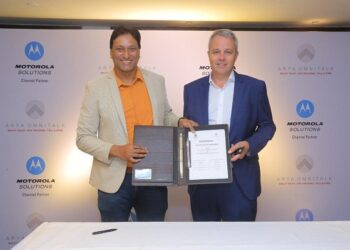 Motorola Solutions signs up with Arya Omnitalk to promote professional and commercial radios
