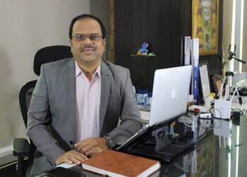 Illuminating the Future: StarrBot’s Vision for Smarter, Sustainable Lighting Solution