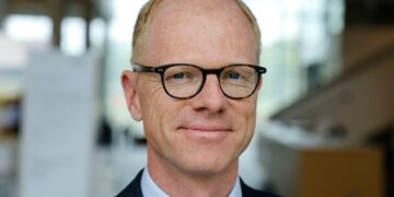 Infineon bolsters global lead in automotive semiconductors with number one position in microcontrollers driving this success