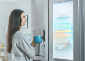 X-LINUX-QT and how collaboration brings longevity, performance, and accessibility to UIs on STM32 MPUs